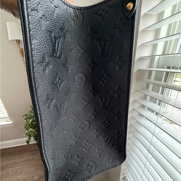 Louis Vuitton Black Embossed Satchel - Picture 4 of 8